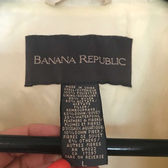 Winter fluffy jacket, soft yellow color. - Picture 6 of 7